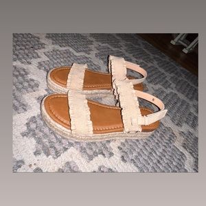 Pierre dumas sandals super cute:)